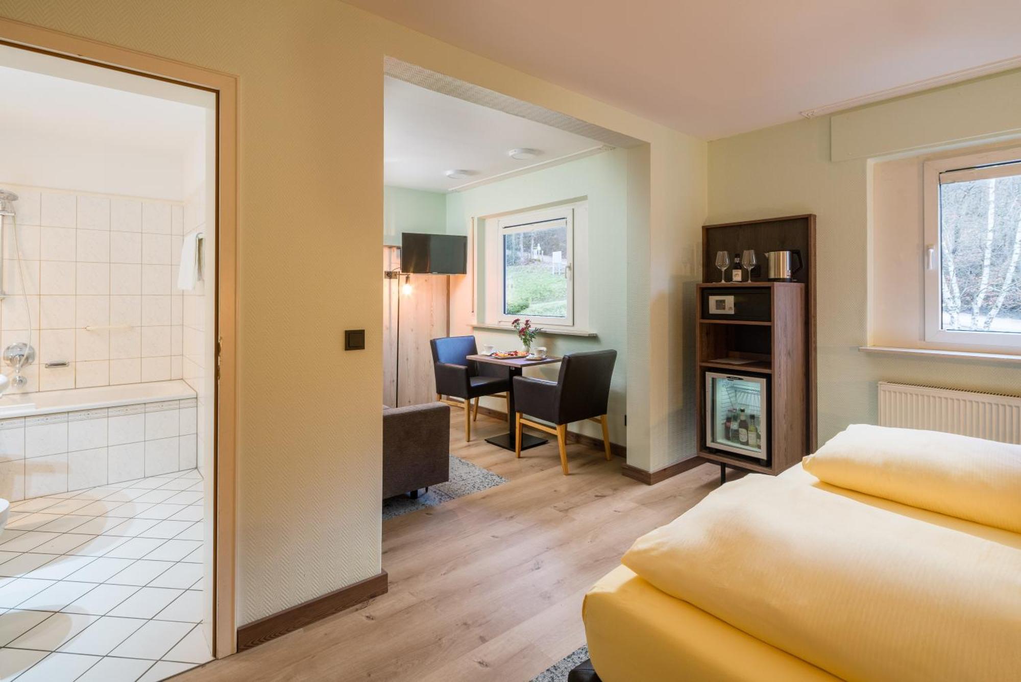 Waldhotel Sonnenberg Боллендорф Экстерьер фото